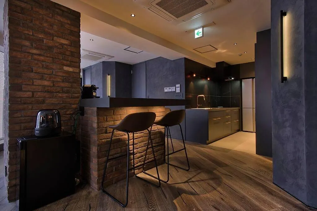 Spacious Yokohama Penthouse, Two Bedroom 110M2 0*, Yokohama (Kanagawa) Japon