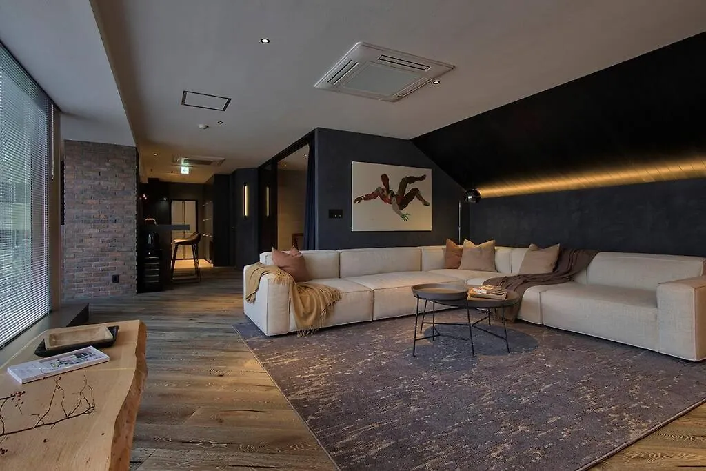 Spacious Yokohama Penthouse, Two Bedroom 110M2 Appartement Yokohama (Kanagawa)